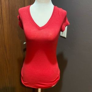 red v neck short sleeve fitted shirt / stretchy